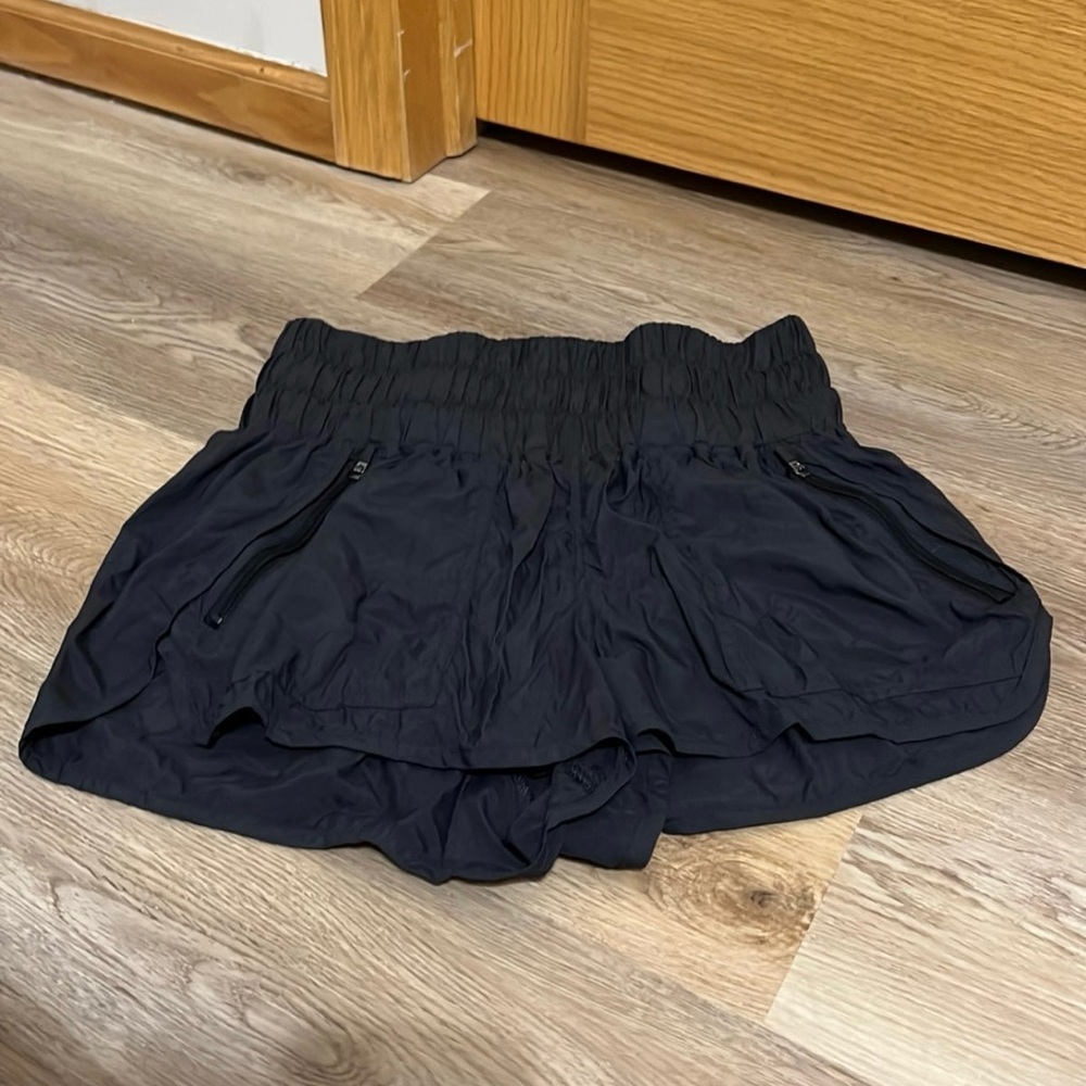Free People size medium the Way home shorts in gently used excellent condition
